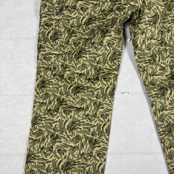 True Religion Camo Cargo Pants Mens Green Swirl Camo Utility Work Size 36 - Picture 5 of 16